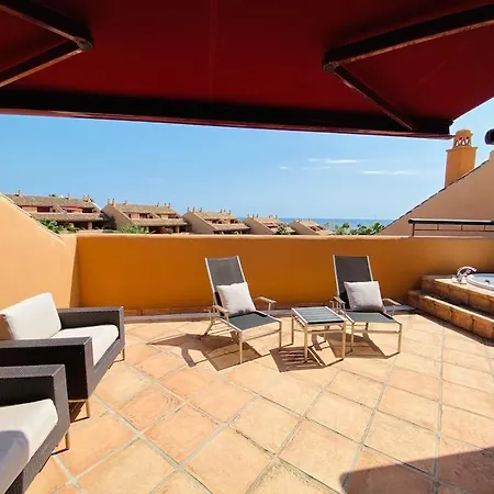 Beautiful 5 * Penthouse Very Near The *