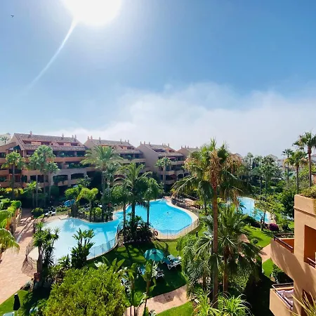 Apartmán Beautiful 5 * Penthouse Very Near The *